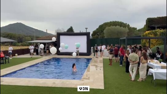 De las piscinas a los salones: los espa&ntilde;oles rentabilizan sus casas todo el a&ntilde;o