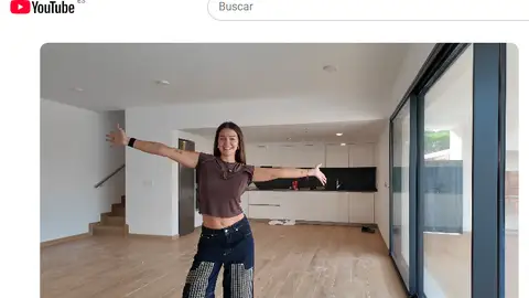 Salón, comedor y cocina de la nueva casa en Menorca de Laura Escanes Salón, comedor y cocina de la nueva casa en Menorca de Laura Escanes