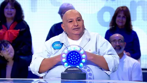 Dua Lipa inspira a King África: acierta en La Pista convirtiendo su respuesta en un acertijo Dua Lipa inspira a King África: acierta en La Pista convirtiendo su respuesta en un acertijo