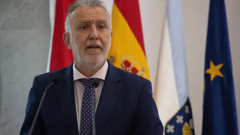 La UCO señala que Torres reclamó pagos para la trama de mascarillas por la "influencia" de Koldo: "Estoy encima" La UCO señala que Torres reclamó pagos para la trama de mascarillas por la "influencia" de Koldo: "Estoy encima"