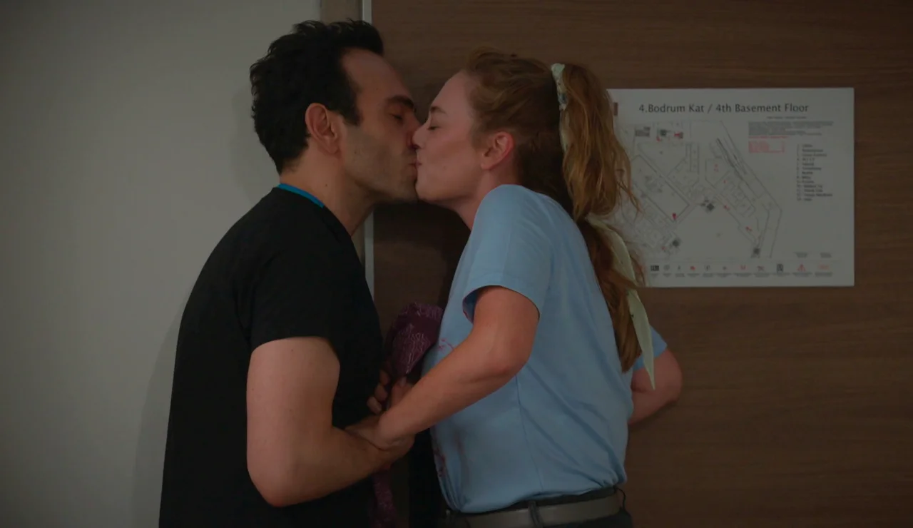 Bahar y Evren se dan una segunda oportunidad: su amor vuelve a renacer en secreto