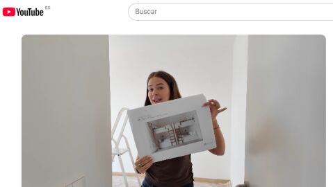 La habitación de su hija Roma de la nueva casa en Menorca de Laura Escanes