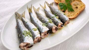Receta exprés de Karlos Arguiñano: sardinas al horno en 6 minutos