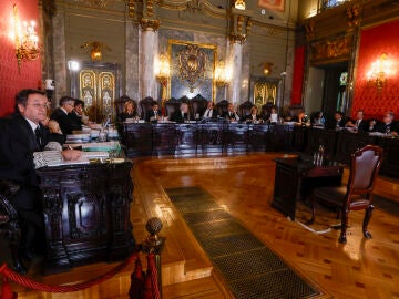 Juicio al fiscal general del Estado