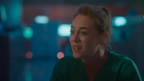 “Estoy huyendo de mi propia vida”: Bahar se rompe del todo tras la humillación que la deja sin fuerzas “Estoy huyendo de mi propia vida”: Bahar se rompe del todo tras la humillación que la deja sin fuerzas