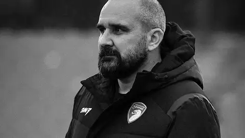 Mladen Zizovic, entrenador del Radnički 1923, Mladen Zizovic, entrenador del Radnički 1923,