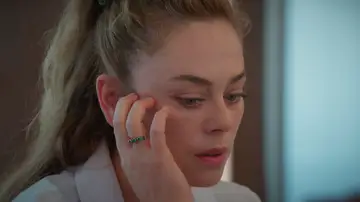 El nuevo jefe médico del hospital tiene una cuenta pendiente con Bahar: “La odia desde la facultad” El nuevo jefe médico del hospital tiene una cuenta pendiente con Bahar: “La odia desde la facultad”