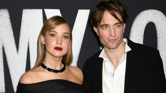 Jennifer Lawrence con Robert Pattinson