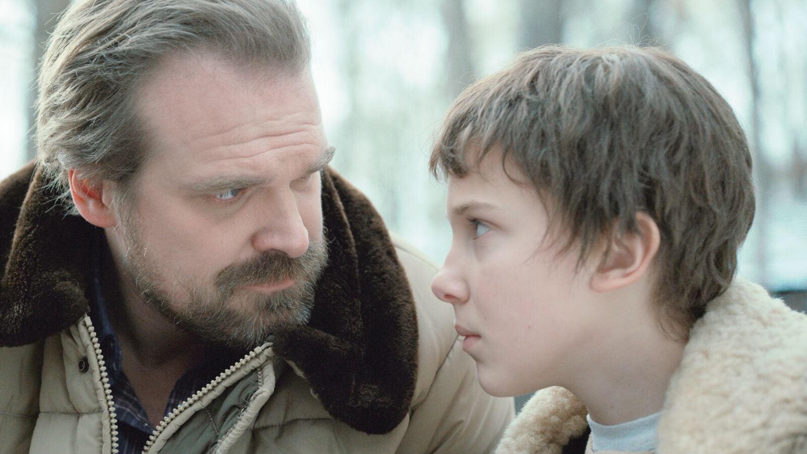 La incómoda entrevista de Millie Bobby Brown al preguntarle por David Harbour que revelaría la tensión con su compañero de Stranger Things