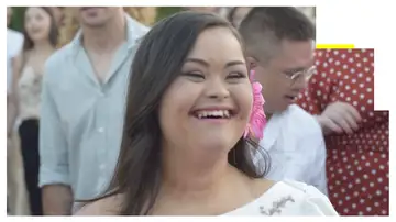 Noelia Vega, la joven que podrá ser madrina en un bautizo Noelia Vega, la joven que podrá ser madrina en un bautizo