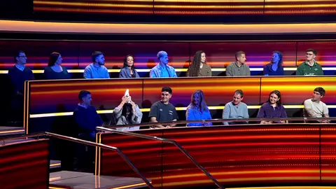 ¿Entrará Mireia en el 1% de la población más flexible? La concursante se mide con Almudena Cid ¿Entrará Mireia en el 1% de la población más flexible? La concursante se mide con Almudena Cid