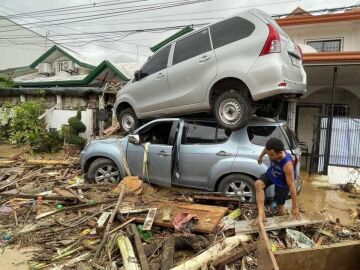  El Tifón Kalmaegi deja al menos 92 muertos y múltiples víctimas en Filipinas