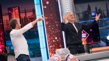 Trancas y Barrancas ponen a prueba el oído musical de Sergio Dalma con su "O-rozco de Pasapalabra" Trancas y Barrancas ponen a prueba el oído musical de Sergio Dalma con su "O-rozco de Pasapalabra"