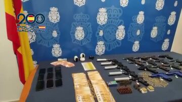 Los agentes incautan casi nueve toneladas de droga y 37 armas de fuego Los agentes incautan casi nueve toneladas de droga y 37 armas de fuego