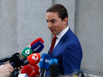 Juan Lobato a su llegada al Supremo