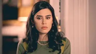 Tragedia en Perfumerías de la Reina! Brossard se ha hecho con el control de la empresa