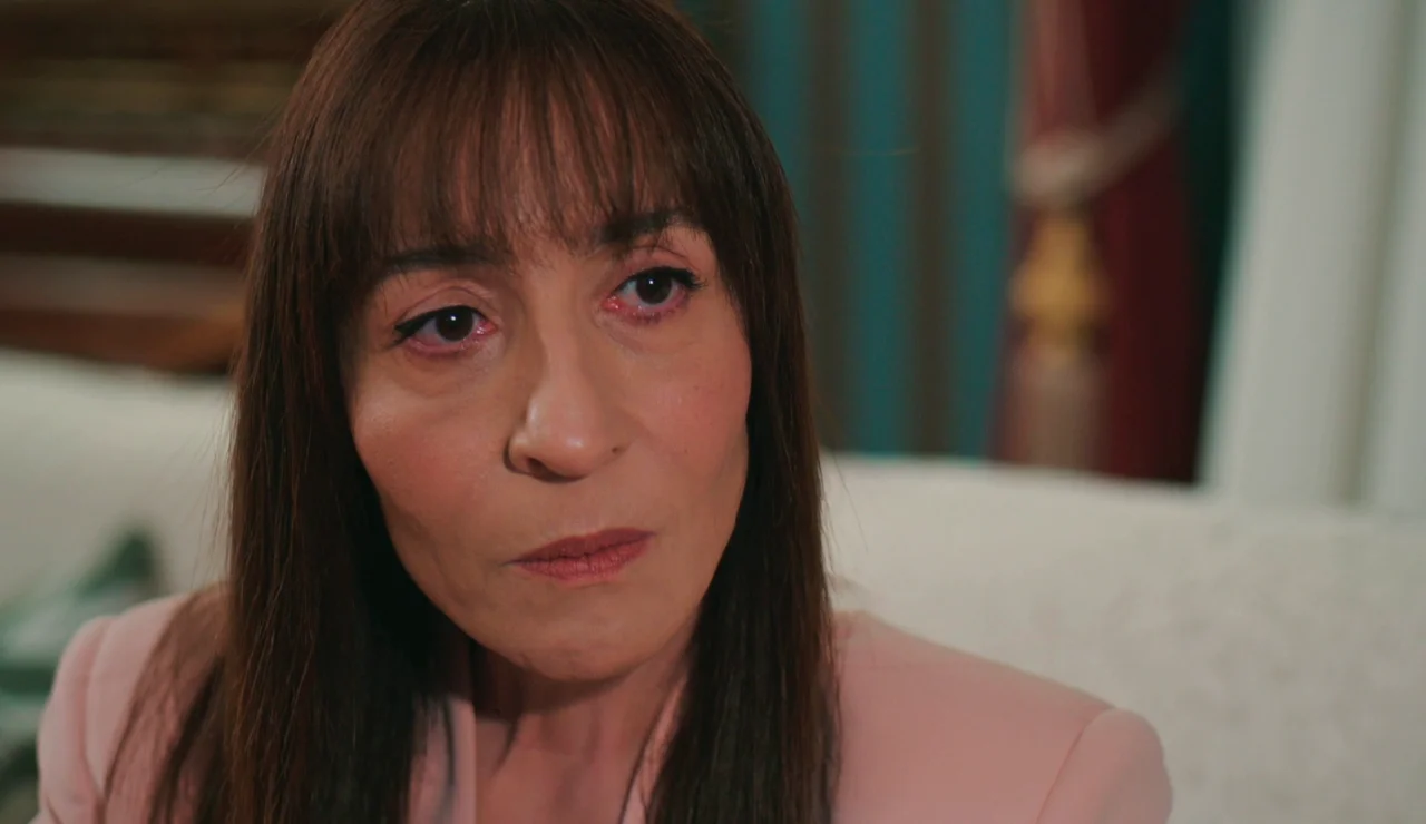 Halis pide a Nukhet que trate su enfermedad en Estados Unidos, ¿aceptará su ayuda y se marchará?