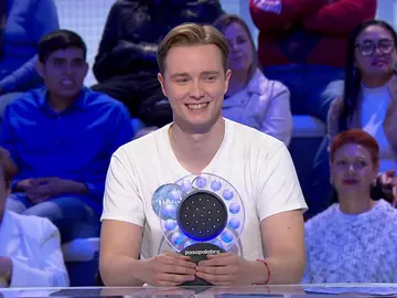 Manu confiesa qué cantante le gusta: ¡casi logra el pleno en La Pista! Manu confiesa qué cantante le gusta: ¡casi logra el pleno en La Pista!