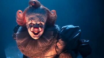 Pennywise en It: Bienvenidos a Derry Pennywise en It: Bienvenidos a Derry