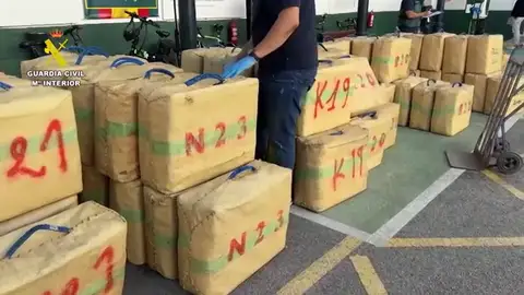 Los narcos cambian la costa de Cádiz por la de Alicante Los narcos cambian la costa de Cádiz por la de Alicante