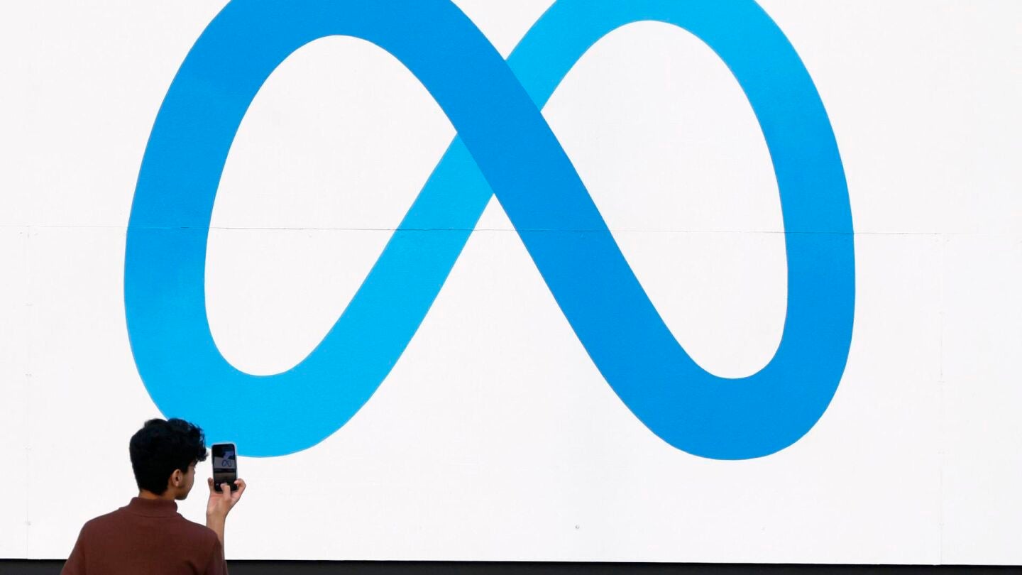 Logotipo de Meta, la compa&ntilde;&iacute;a de Mark Zuckerberg