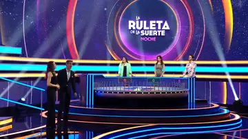 Laura Moure y Jorge Fernández en La ruleta de la suerte noche Laura Moure y Jorge Fernández en La ruleta de la suerte noche