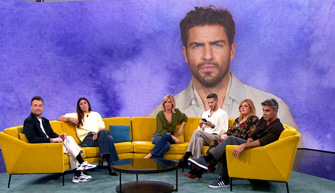 Maxi Iglesias, Bullying