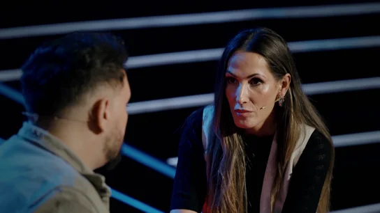 Malú ayuda a su talent en uno de los ensayos más duros: "Tienes que salir del bucle Malú ayuda a su talent en uno de los ensayos más duros: "Tienes que salir del bucle