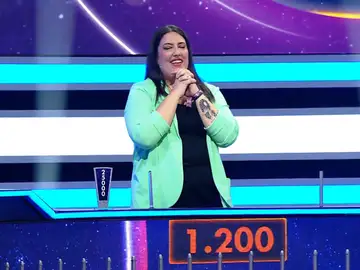 Concursante de La ruleta de la suerte noche Concursante de La ruleta de la suerte noche