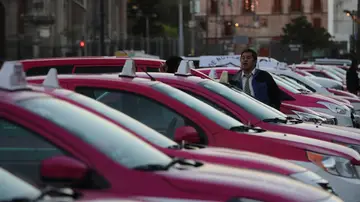 Taxistas protestando en México Taxistas protestando en México