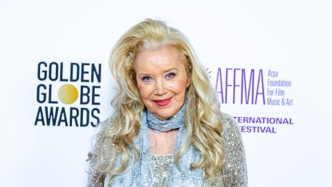 Sally Kirkland
