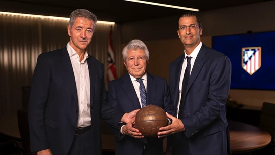 Gil Martín, Enrique Cerezo y Robert Givone, co-gestor de ASC Apollo Sports Capital Gil Martín, Enrique Cerezo y Robert Givone, co-gestor de ASC Apollo Sports Capital