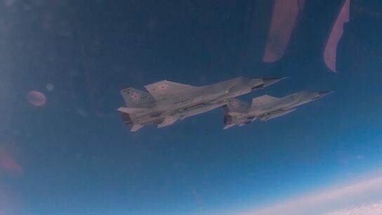 Avi&oacute;n MiG-31 ruso