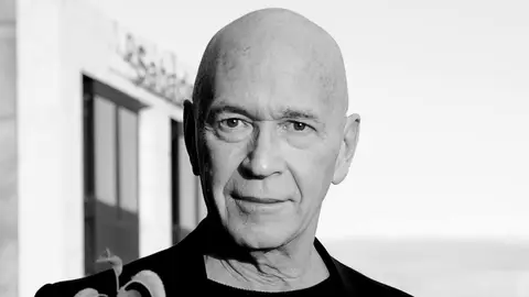 Clive Arrindell, el "calvo del anuncio" de la Lotería de Navidad Clive Arrindell, el "calvo del anuncio" de la Lotería de Navidad