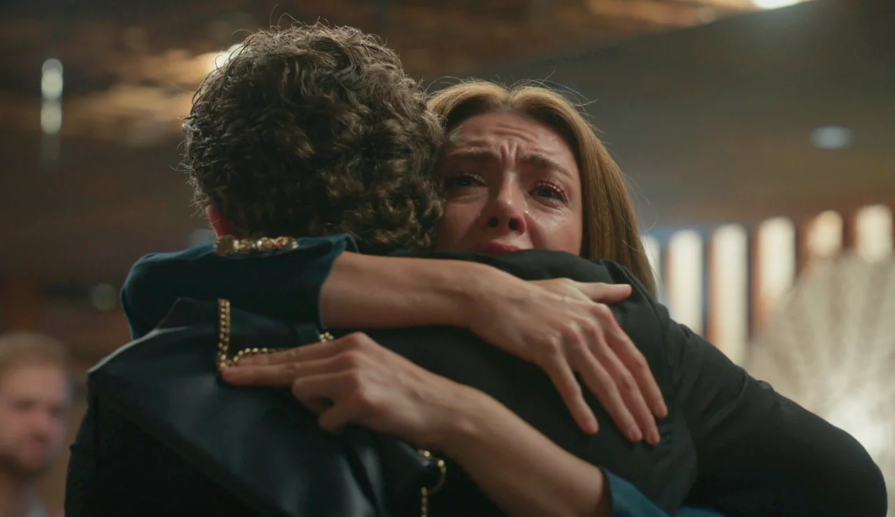 Su primera cita termina en lágrimas: Çağla no puede seguir fingiendo que está bien