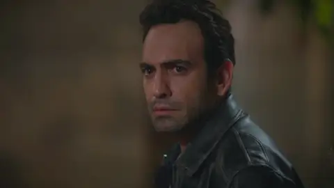 “El auténtico Timur está aquí”: Uras pierde el control y humilla a Evren frente a Bahar “El auténtico Timur está aquí”: Uras pierde el control y humilla a Evren frente a Bahar