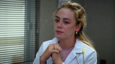  ¿Será capaz Bahar de salvar el matrimonio de Uras y Seren? La familia se enfrenta a su noche más dura en Renacer