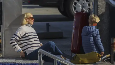 María Zurita, con su hijo en Sanxenxo María Zurita, con su hijo en Sanxenxo