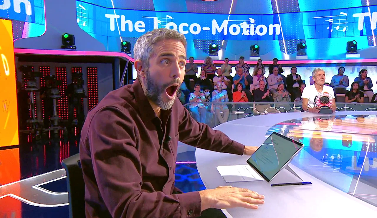 Carla Hidalgo deja a Roberto Leal con la boca abierta bailando a lo Kylie Minogue