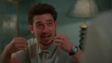 Seren y Uras se enfrentan como nunca: ella lo acusa de infidelidad y le devuelve el anillo Seren y Uras se enfrentan como nunca: ella lo acusa de infidelidad y le devuelve el anillo