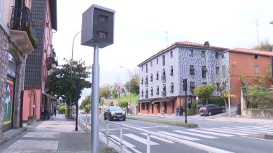 Un nuevo radar de velocidad 'caza' en San Sebastián a 16 infractores por minuto