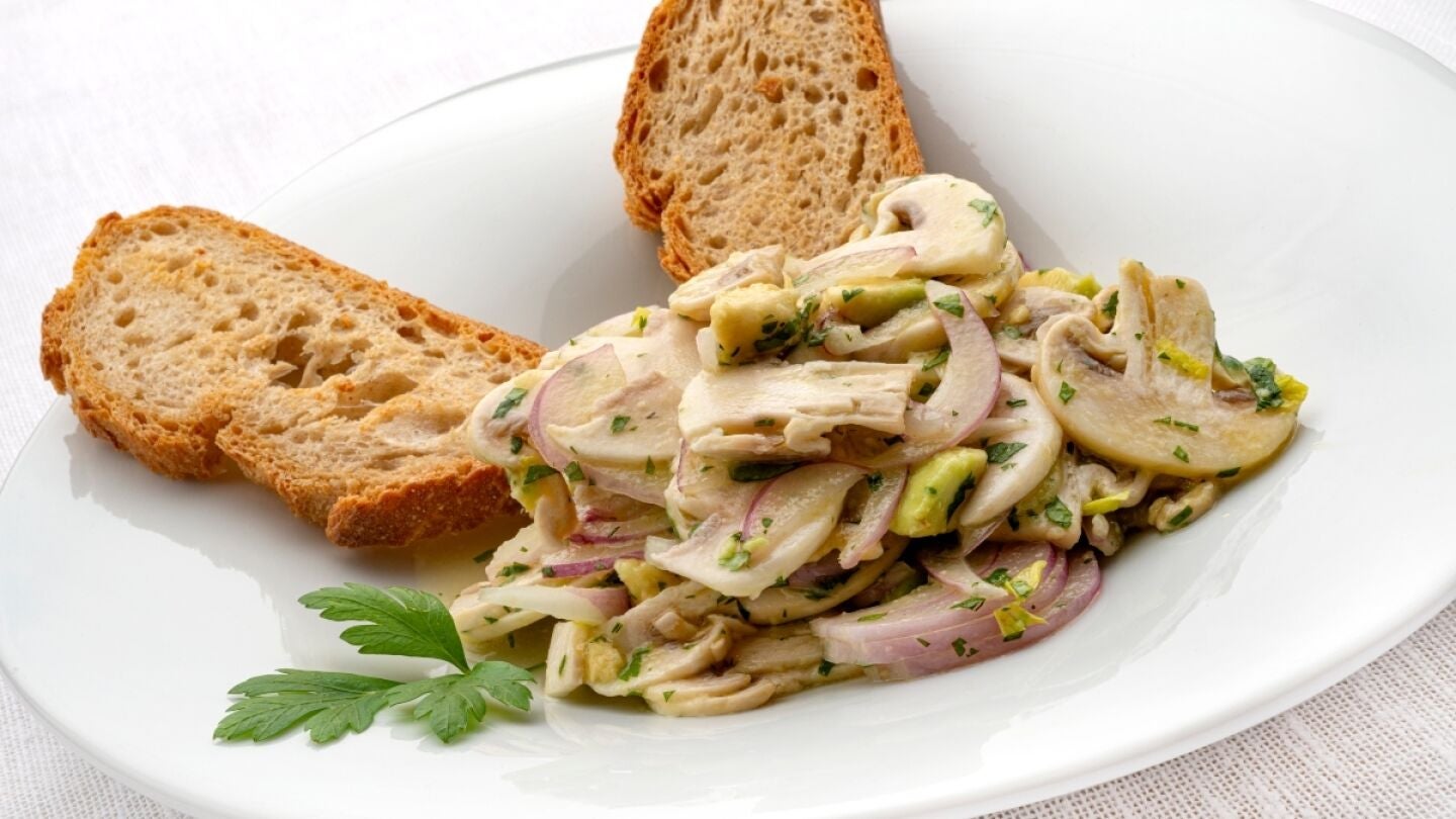 Ceviche de champi&ntilde;ones, de Argui&ntilde;ano: una receta fresca, ligera y muy nutritiva