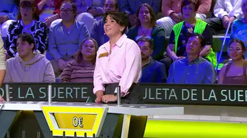 Lucía resuelve por 0 euros tras una mala racha en La ruleta de la suerte Lucía resuelve por 0 euros tras una mala racha en La ruleta de la suerte