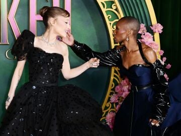 Ariana Grande y Cynthia Erivo en la premiere de Wicked: For Good de Londres