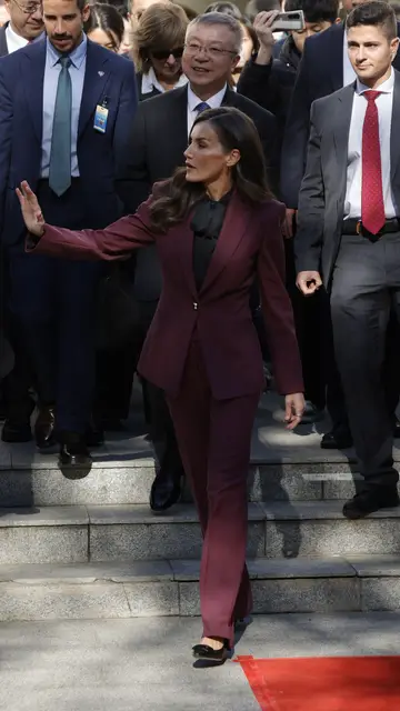 La reina Letizia, en la Universidad de Estudios Extranjeros de Pekín La reina Letizia, en la Universidad de Estudios Extranjeros de Pekín