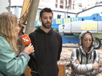 Intentan derrumbar la casa con ellos dentro 
