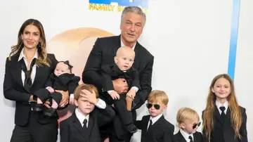 Hilaria y Alec Baldwin con sus hijos Hilaria y Alec Baldwin con sus hijos