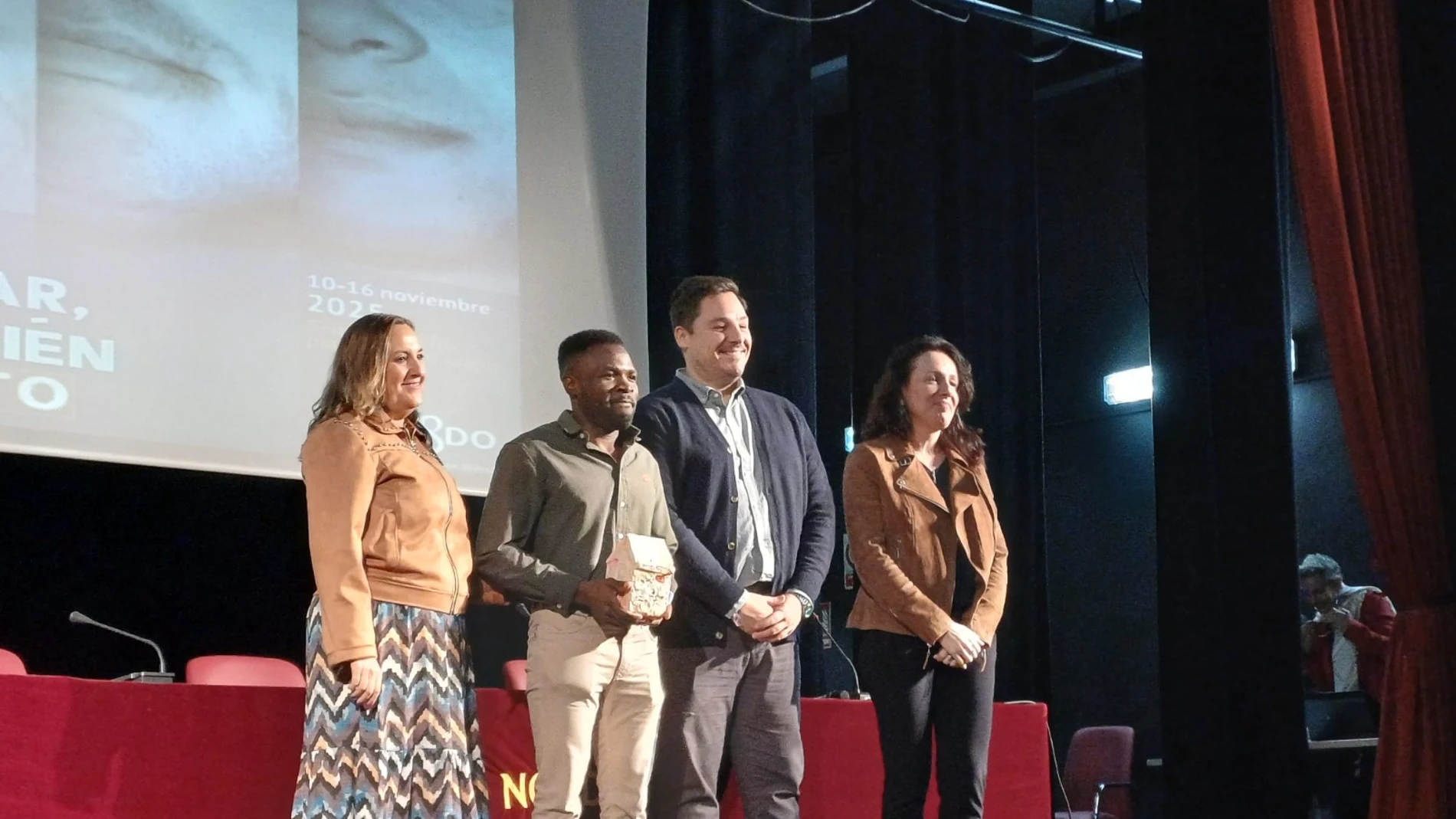 Angelo, el joven camerunés Angelo, el joven camerunés