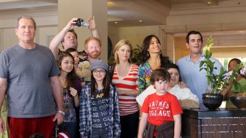 Modern Family: Ed O'Neill, Sarah Hyland, Eric Stonestreet, Jesse Tyler Ferguson, Ariel Winter, Julie Bowen, Sofia Vergara, Nolan Gould, Rico Rodriguez y Ty Burrell