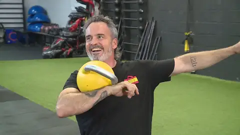 Carlos Andrade, el rey mundial de las pesas voladoras Carlos Andrade, el rey mundial de las pesas voladoras